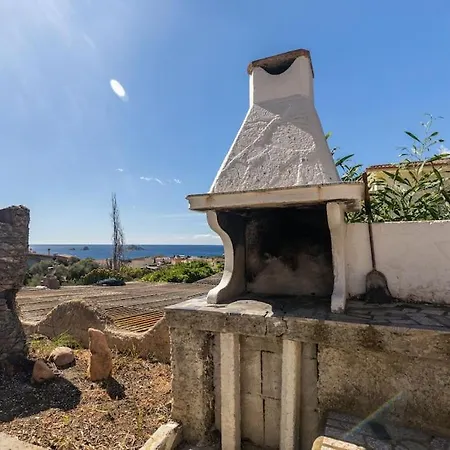 Holiday home L'olivastro