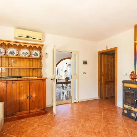 Holiday home L'olivastro *